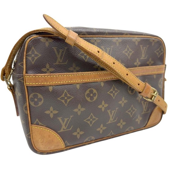 Louis Vuitton Handbags - Louis Vuitton Trocadero Brown Shoulder Bag Fraying